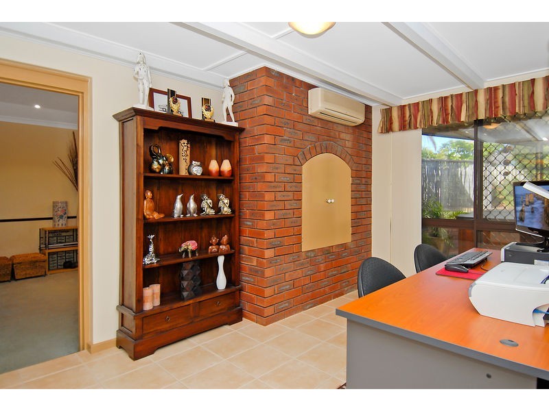 10 Mudalla Place, Wanneroo WA 6065