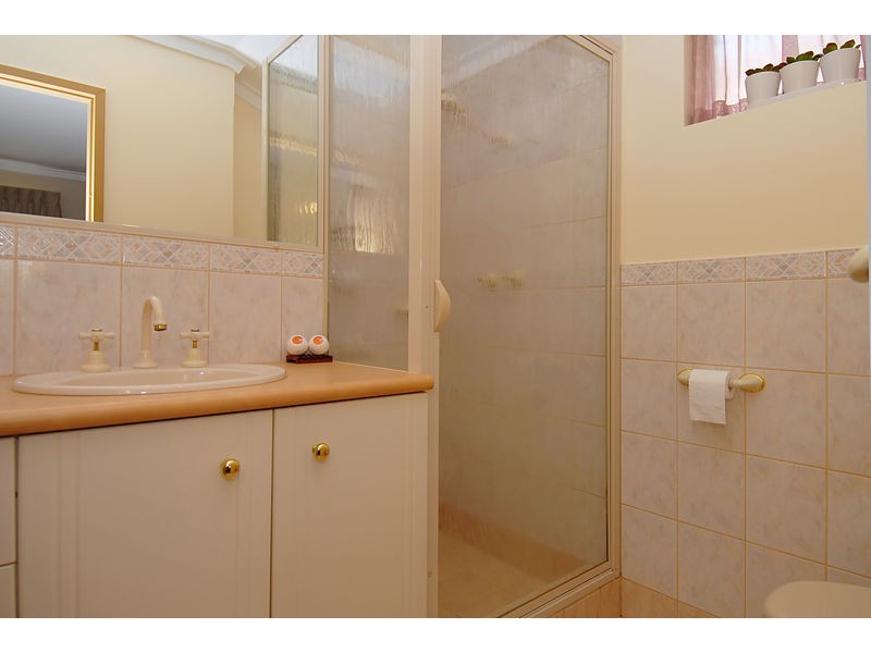 10 Mudalla Place, Wanneroo WA 6065