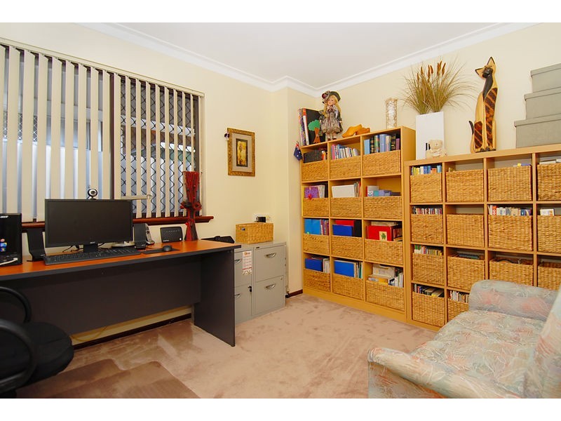 10 Mudalla Place, Wanneroo WA 6065