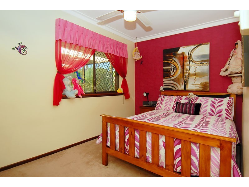 10 Mudalla Place, Wanneroo WA 6065