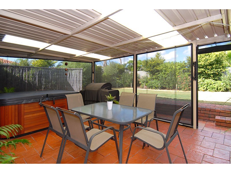 10 Mudalla Place, Wanneroo WA 6065