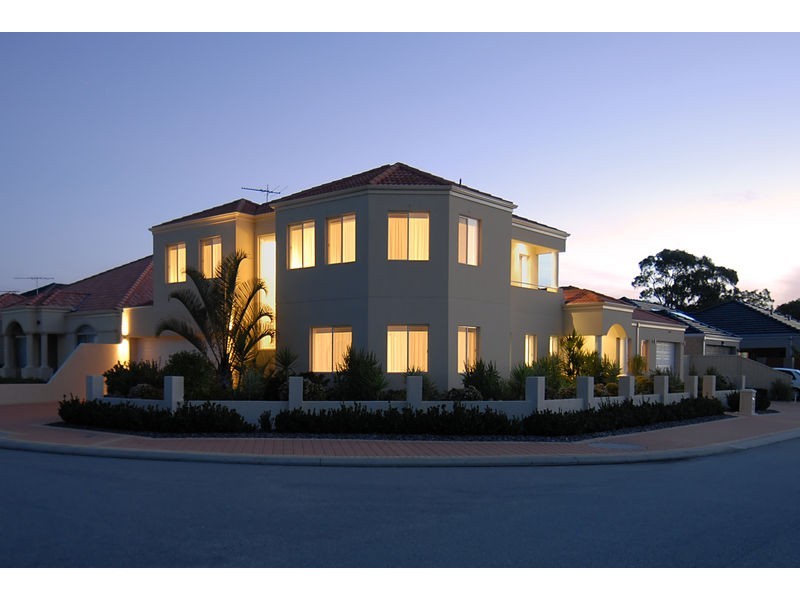 6 Lairbeck Street, Darch WA 6065