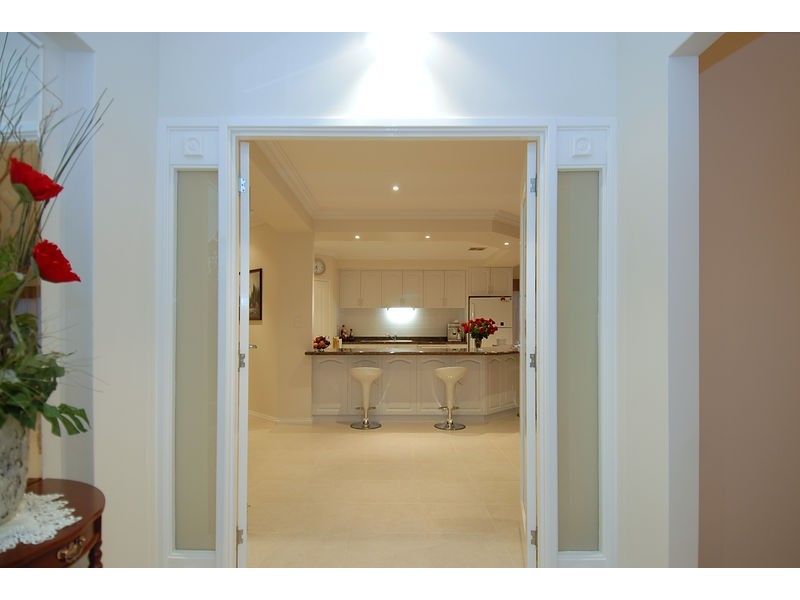 6 Lairbeck Street, Darch WA 6065