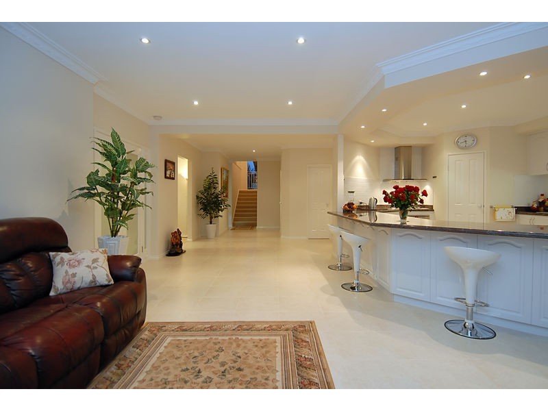 6 Lairbeck Street, Darch WA 6065