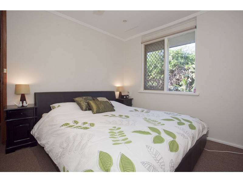 11b Neville Drive, Wanneroo WA 6065