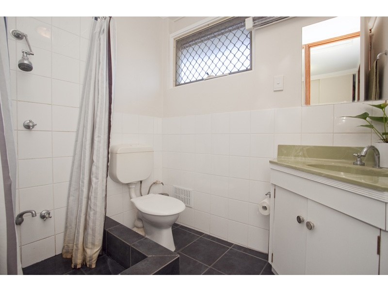 11b Neville Drive, Wanneroo WA 6065