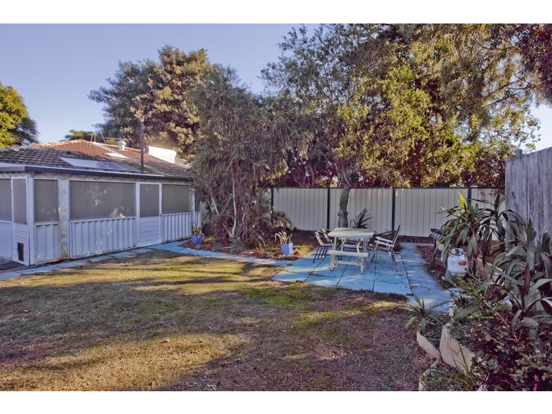 11b Neville Drive, Wanneroo WA 6065