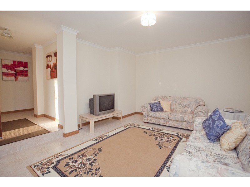 126 Balladong Loop, Carramar WA 6031