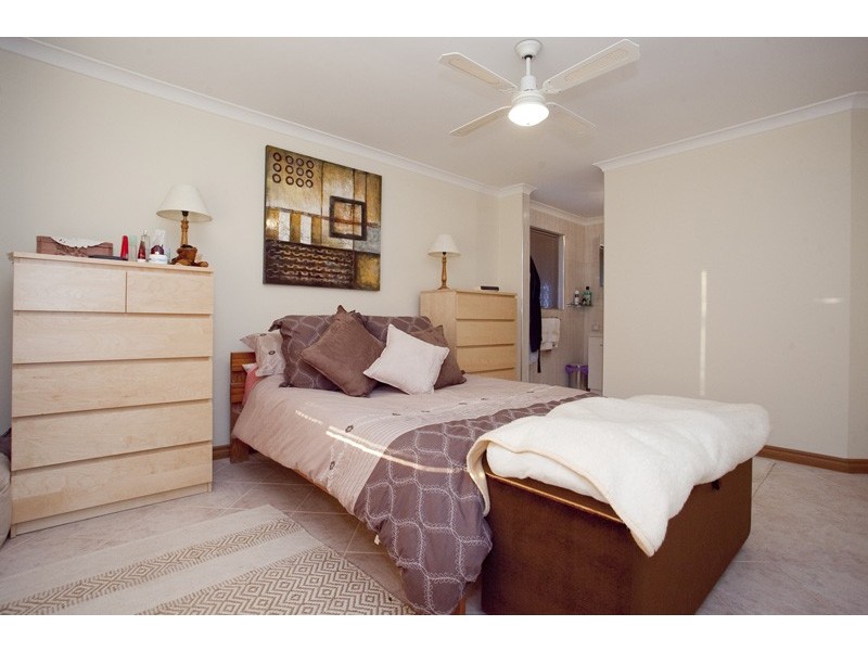 126 Balladong Loop, Carramar WA 6031
