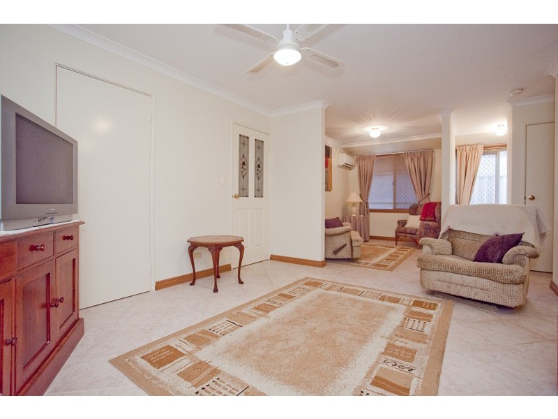 126 Balladong Loop, Carramar WA 6031