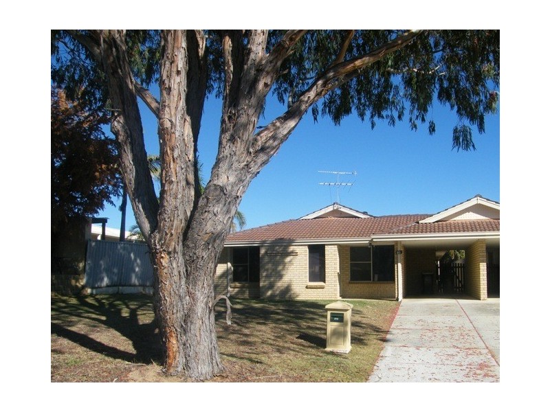 4b Charlotte Cove, Joondalup WA 6027