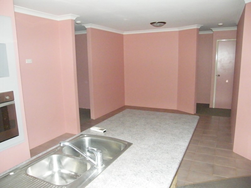 4b Charlotte Cove, Joondalup WA 6027