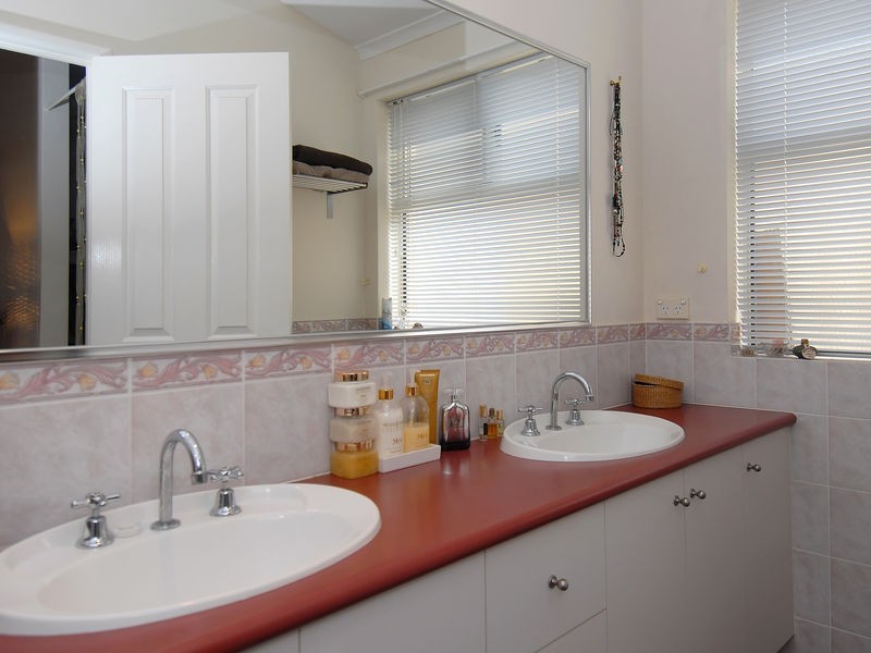 1 Crivelli Parkway, Ashby WA 6065