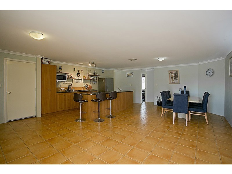 29 Renner Circle, Wanneroo WA 6065