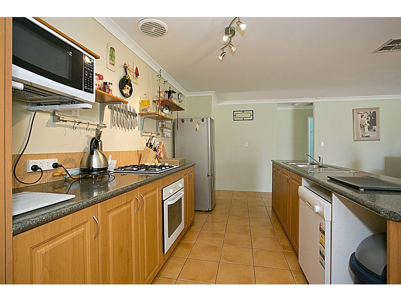 29 Renner Circle, Wanneroo WA 6065
