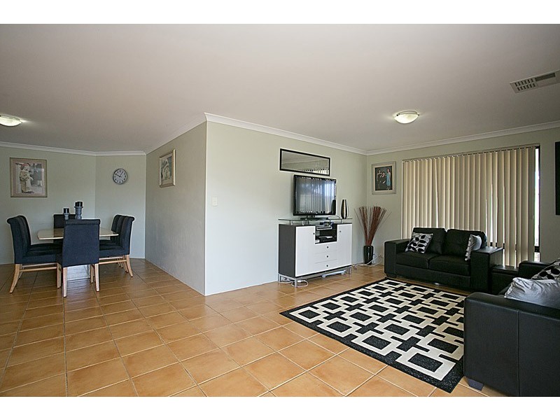 29 Renner Circle, Wanneroo WA 6065