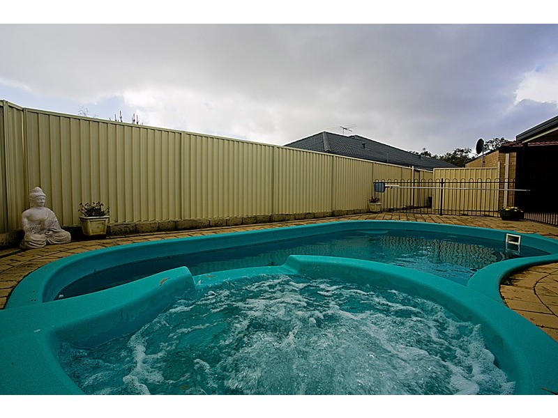 29 Renner Circle, Wanneroo WA 6065