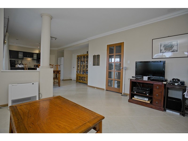 6 Aswan View, Joondalup WA 6027