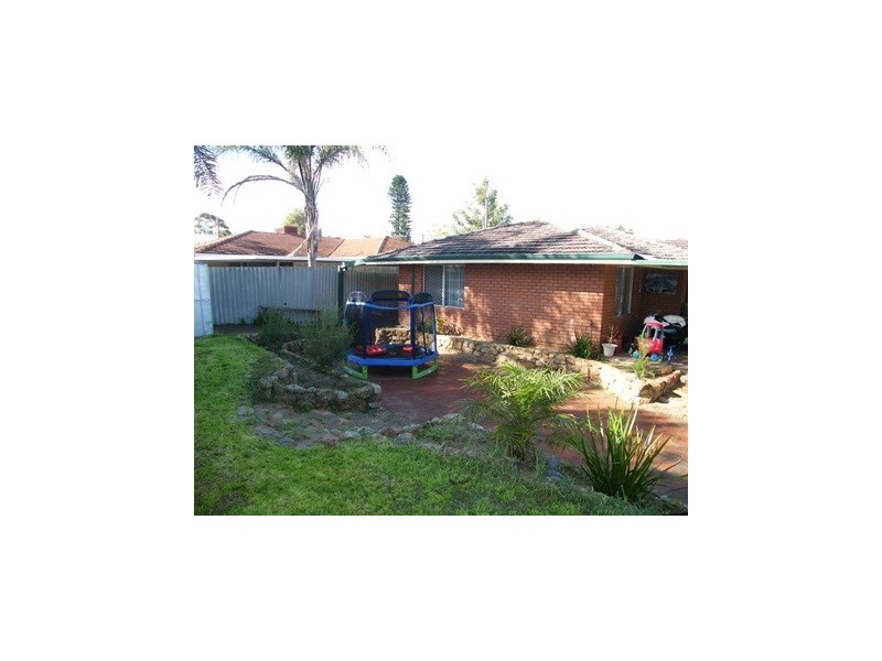 33 Warruga Way, Wanneroo WA 6065