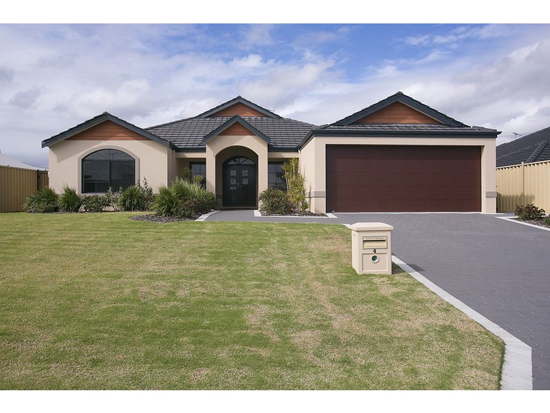 4 Cozens Road, Tapping WA 6065