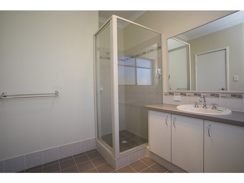 4 Cozens Road, Tapping WA 6065