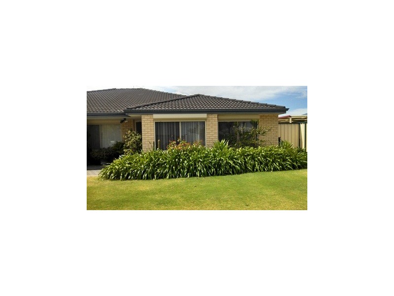 15 Gungurru Avenue, Hocking WA 6065