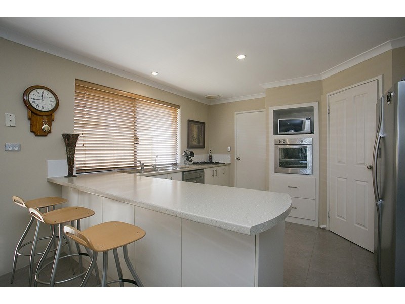 5 Speranza Parkway, Sinagra WA 6065