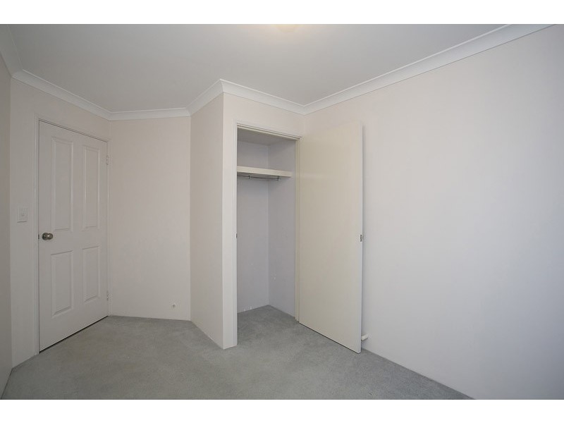 9/10 Siderno Rise, Hocking WA 6065