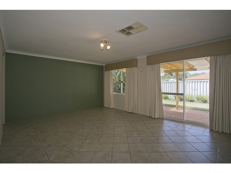 66 Mangrove Circuit, Banksia Grove WA 6031