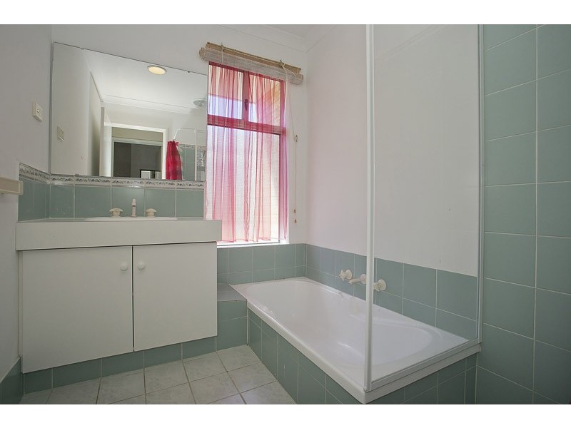 66 Mangrove Circuit, Banksia Grove WA 6031