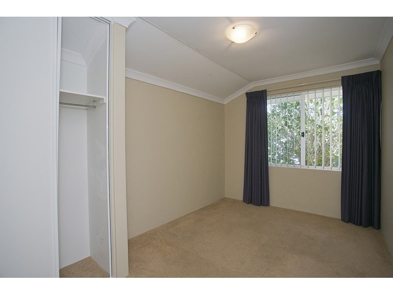 66 Mangrove Circuit, Banksia Grove WA 6031