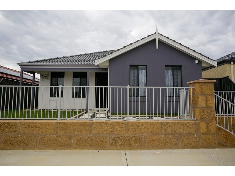 18 Splendens Avenue, Banksia Grove WA 6031