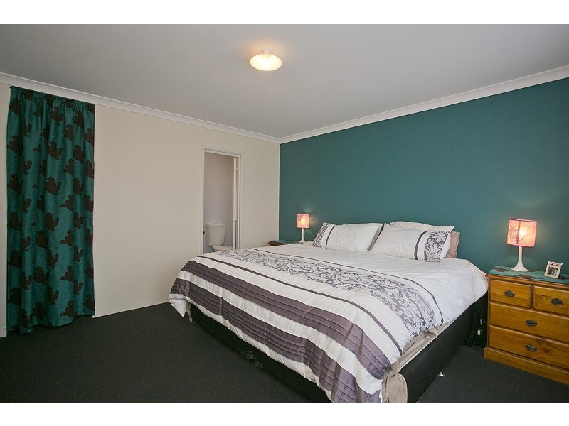 18 Splendens Avenue, Banksia Grove WA 6031