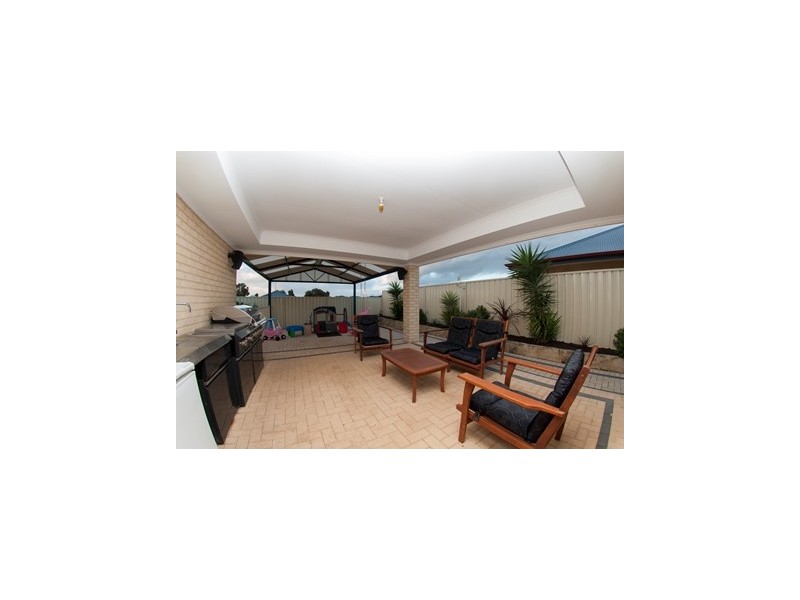 11 Tortorici Avenue, Sinagra WA 6065