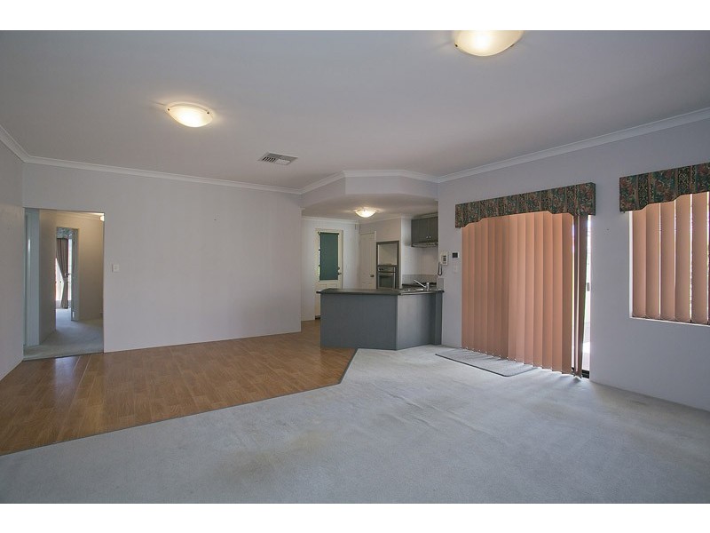 13/10 Siderno Rise, Hocking WA 6065
