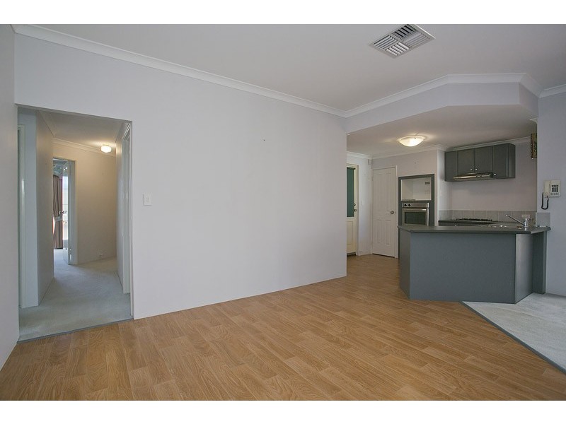 13/10 Siderno Rise, Hocking WA 6065