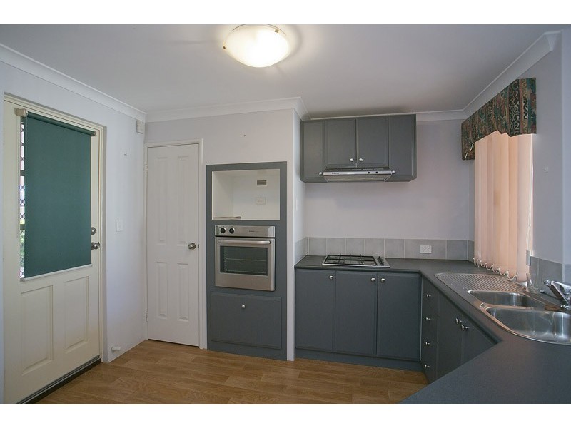 13/10 Siderno Rise, Hocking WA 6065