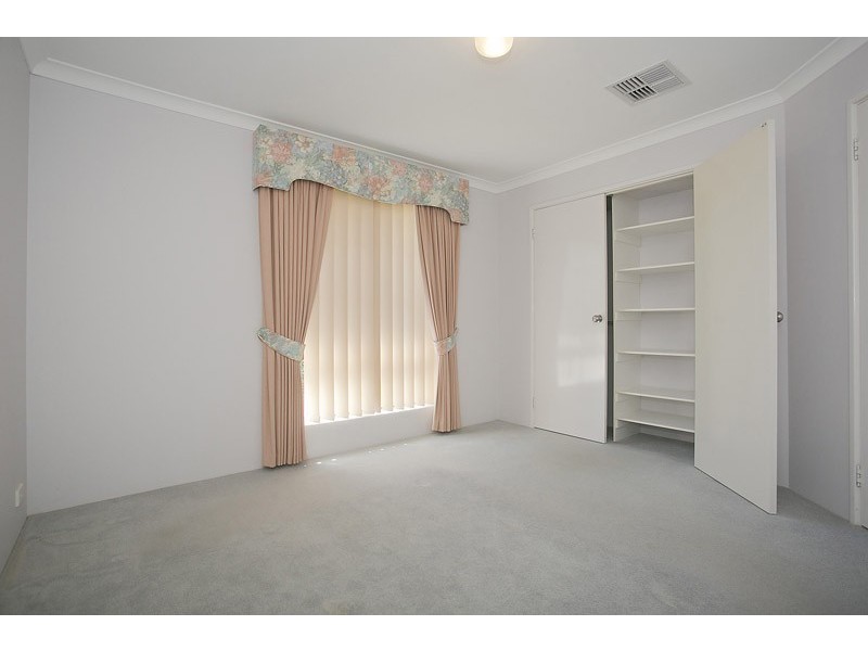 13/10 Siderno Rise, Hocking WA 6065