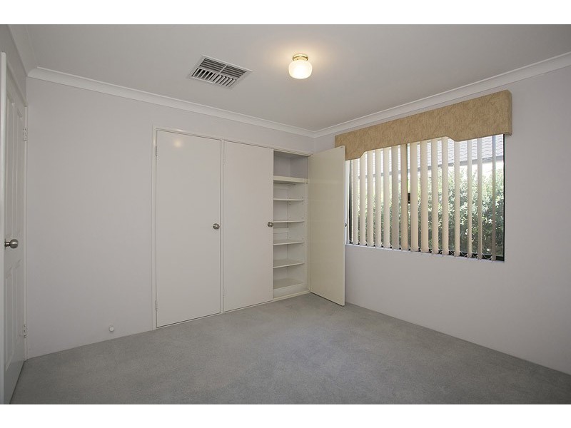 13/10 Siderno Rise, Hocking WA 6065
