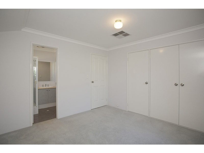 13/10 Siderno Rise, Hocking WA 6065