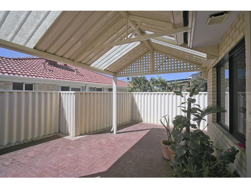 13/10 Siderno Rise, Hocking WA 6065