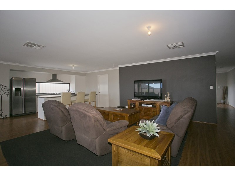 114 Stockholm Road, Wanneroo WA 6065