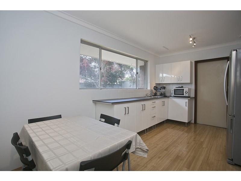 11 Karimba Street, Wanneroo WA 6065