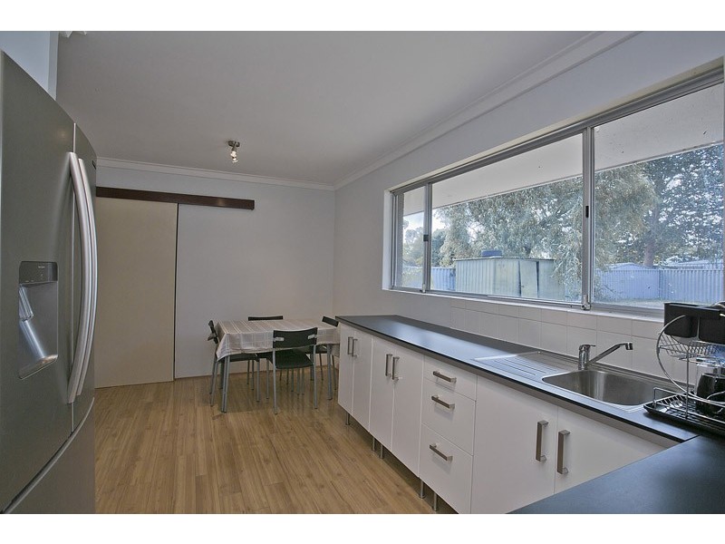 11 Karimba Street, Wanneroo WA 6065