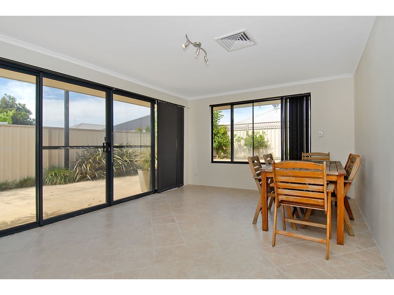 6 San Teodoro Avenue, Sinagra WA 6065