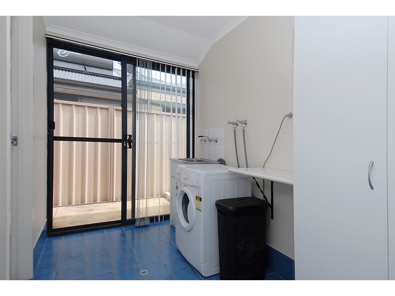 6 San Teodoro Avenue, Sinagra WA 6065