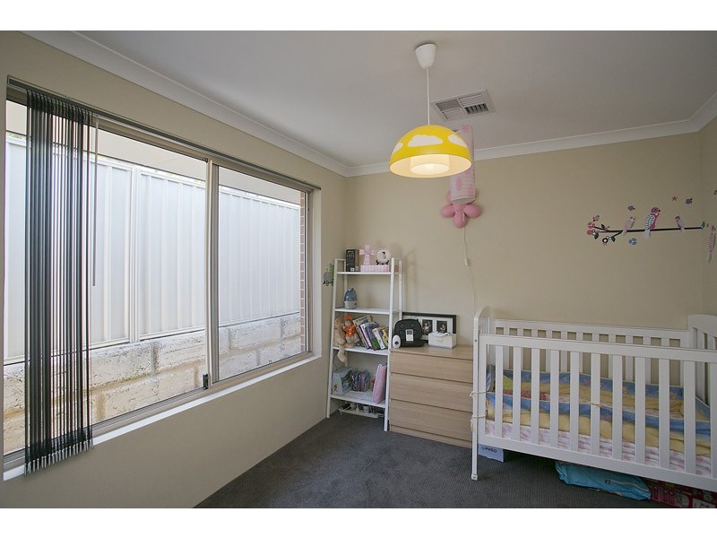 10 Rometta Way, Sinagra WA 6065