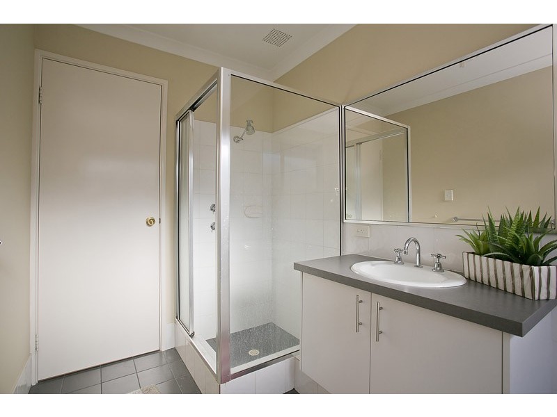 10 Rometta Way, Sinagra WA 6065