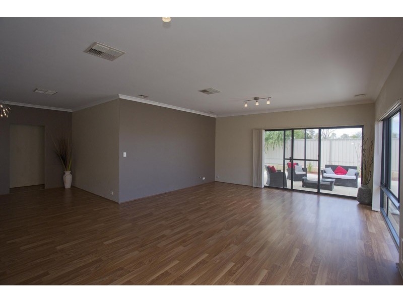 40 Vincent Road, Sinagra WA 6065