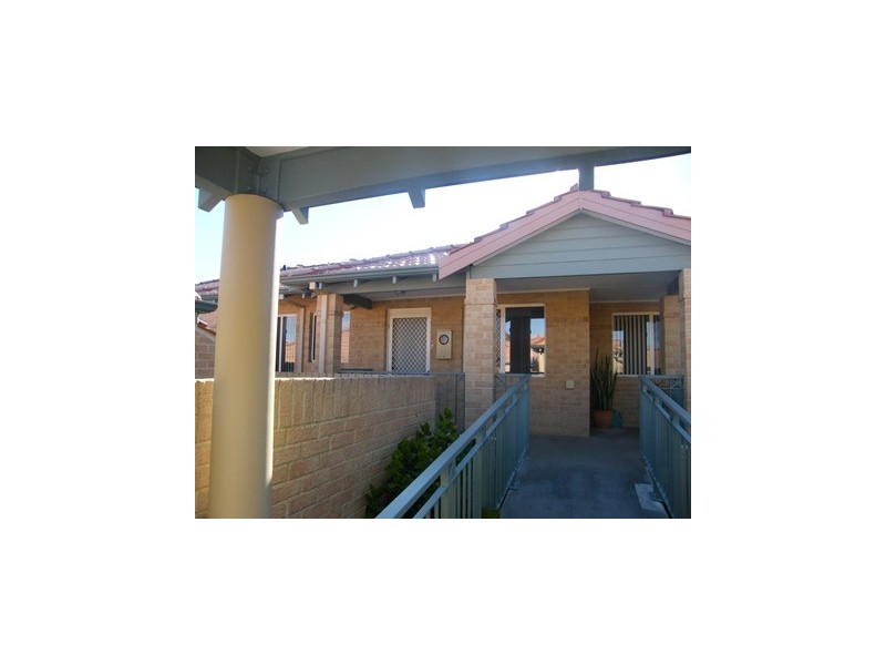 64/10 Timbercrest Rise, Woodvale WA 6026